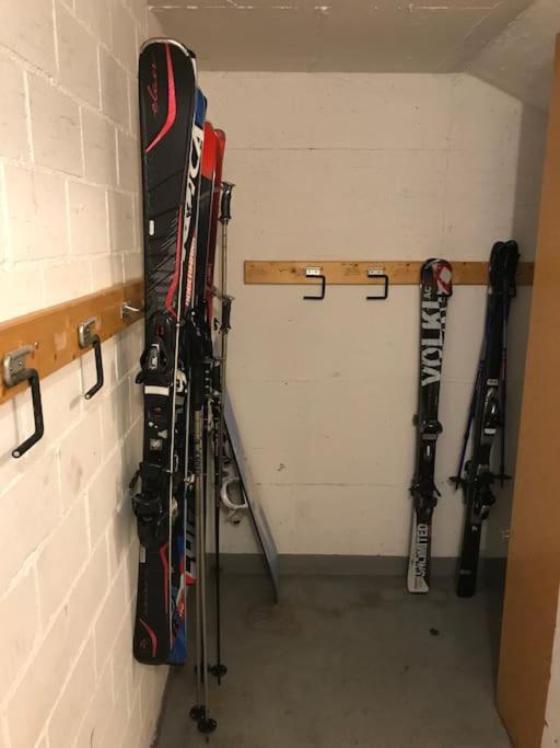 Private Apartment With Parking Spot In The Center Flims Buitenkant foto